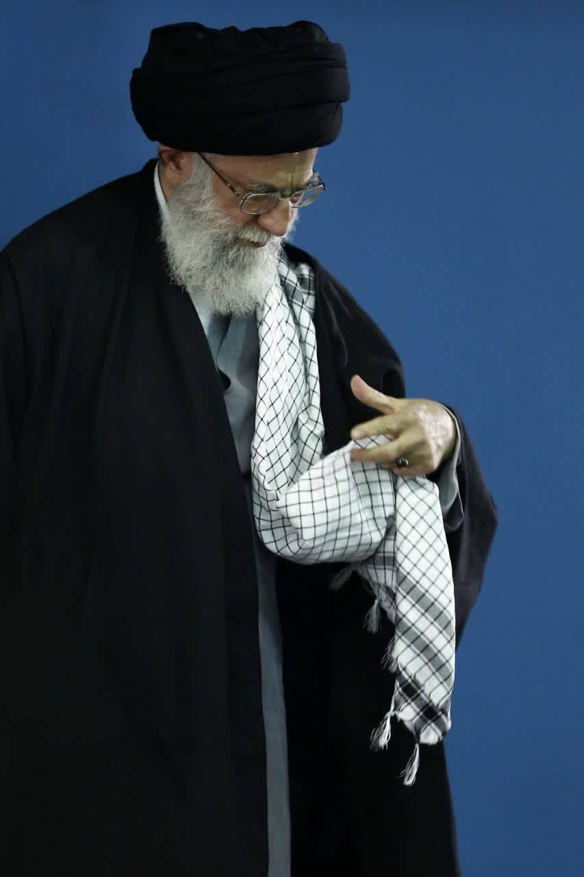 سید علی حسینی خامنه ای