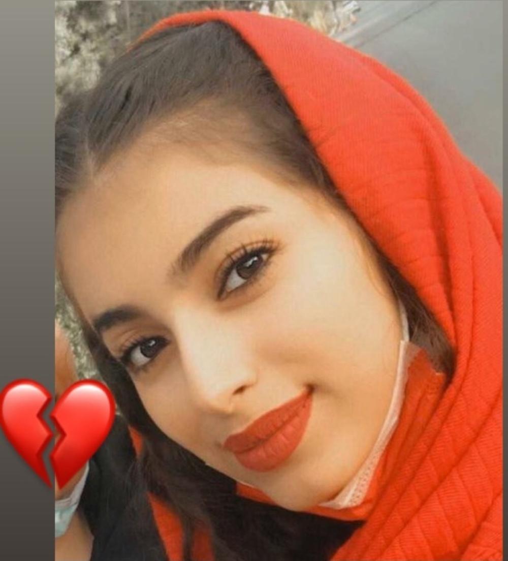 روژان رضاخواه