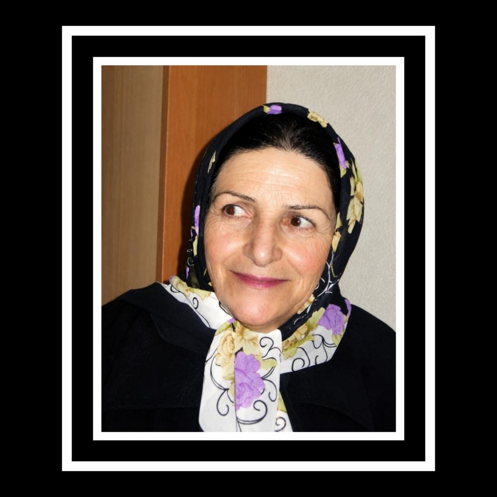 زهرا عموزاده