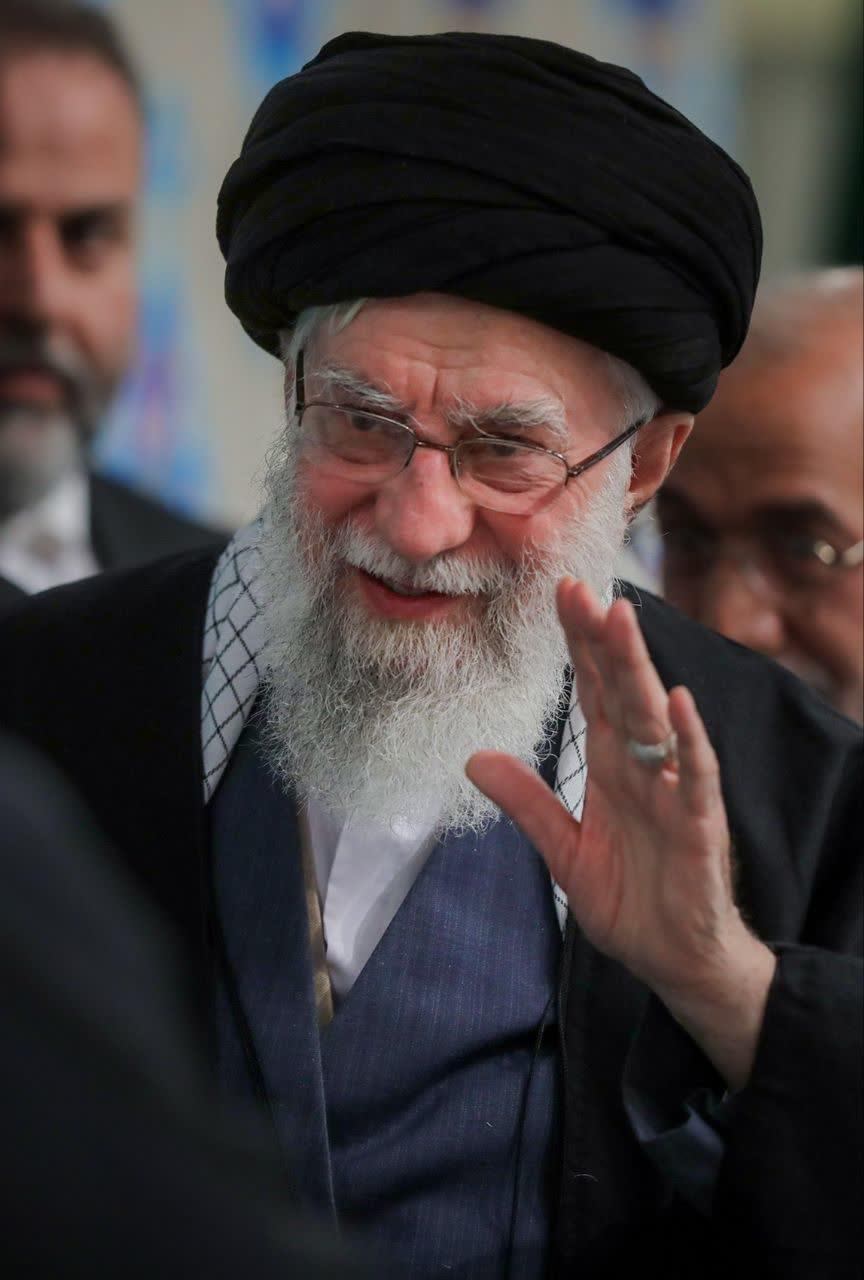 حضرت آیت‌الله العظمی شهید سیدعلی حسینی خامنه‌ای