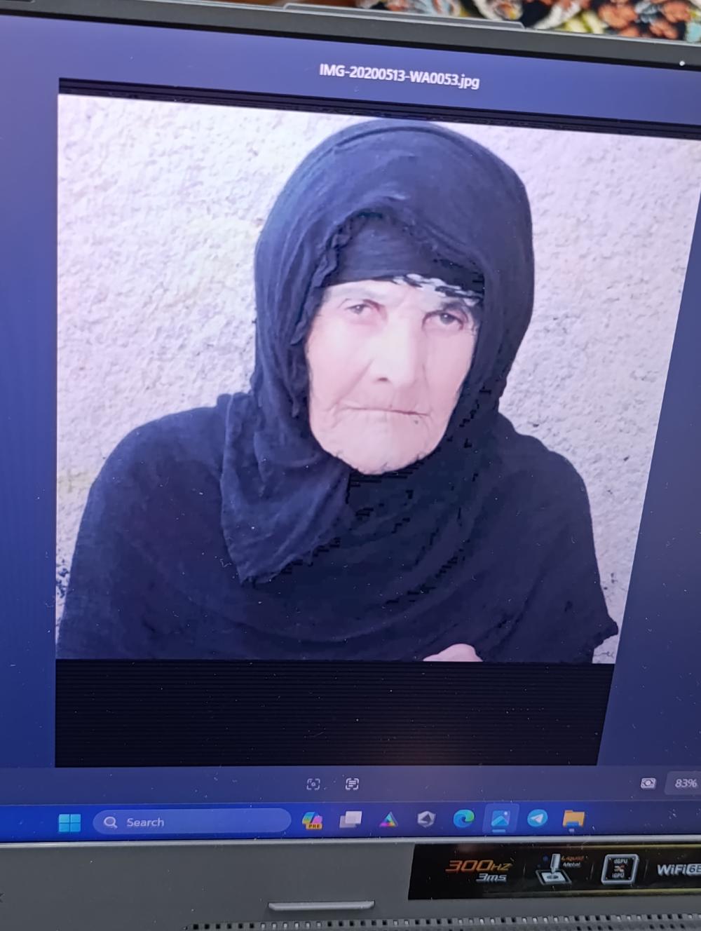 خدیجه علیخانی